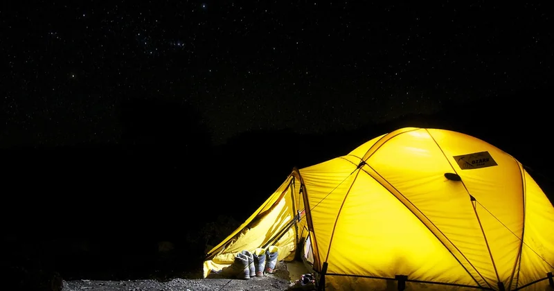 Tente ultra légère 2 places : le choix des randonneurs solitaires